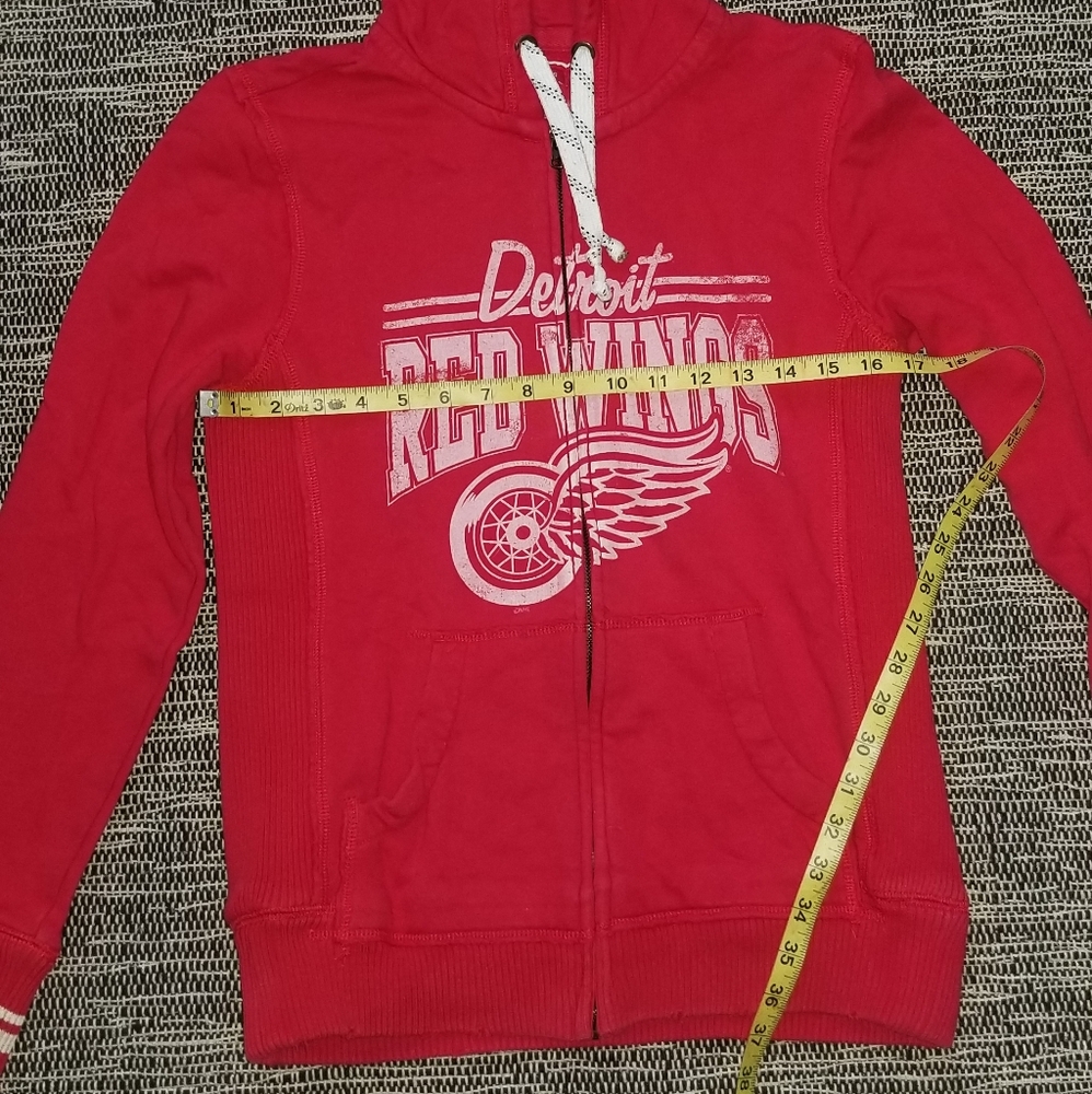 Mitchell & Ness Red wings hoodie.